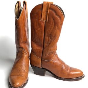 Women’s Frye boots size 7